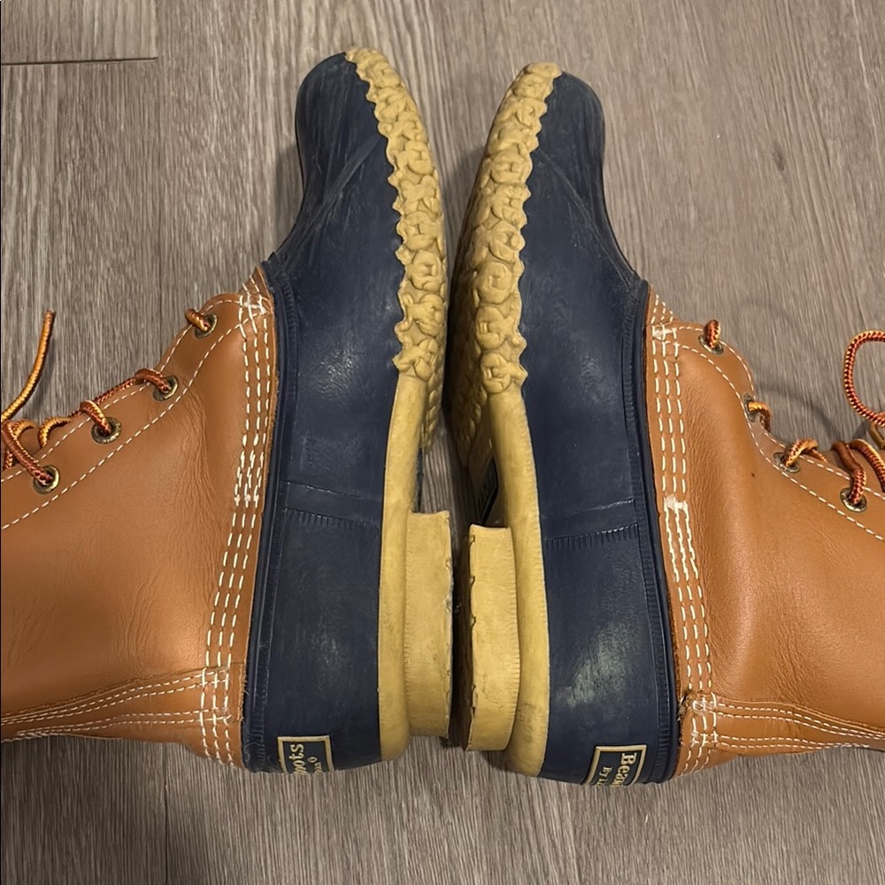 SOLD Women's Tan and Blue Duck Boots - Picture 3 of 8
